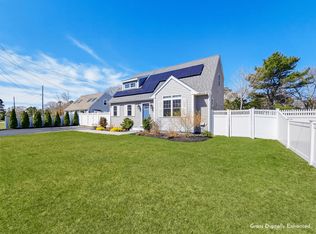 92 Broken Bow Ln, Teaticket, MA 02536