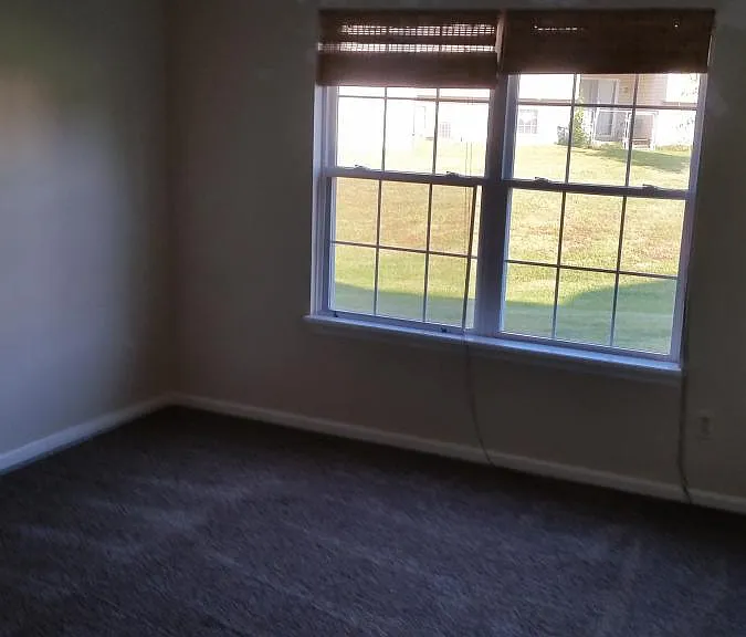 1078 Fairlane Ct — Photo 9