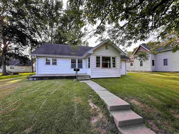 748 Maple St, Monticello, IN 47960