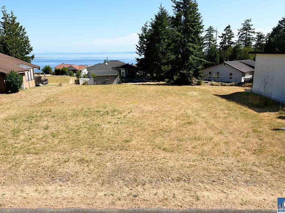 1st image of 60 Lupine Dr