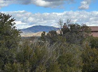 41 Storyteller Ct, Sandia Park, NM 87047