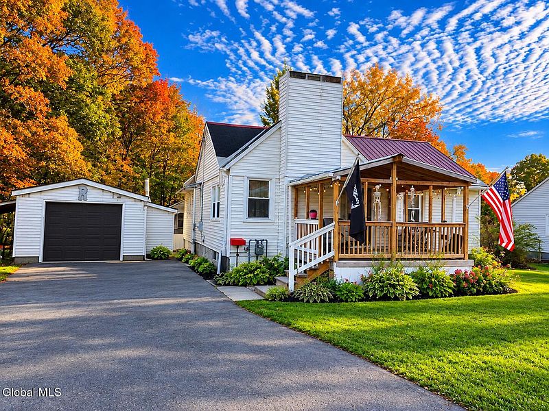 3rd image of 1136 Dix Avenue