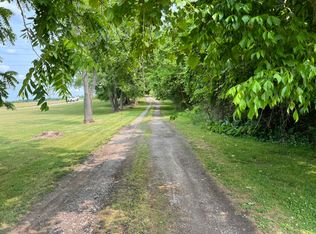 12 Furlong Dr, Coal Center, PA 15423