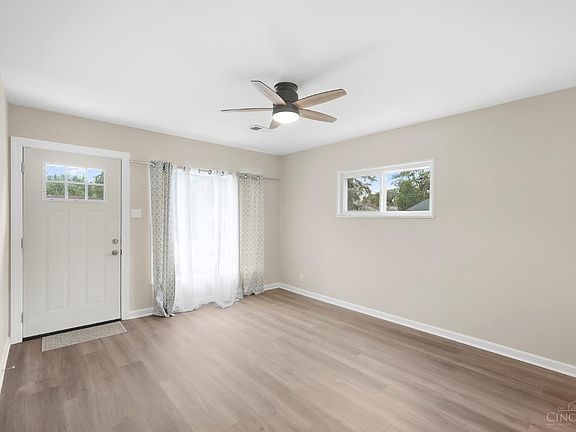 3rd image of 3286 Rinda Ln