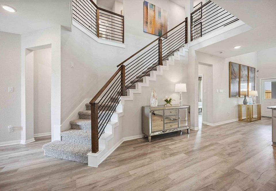 Pearlbrook Model Home - Entry