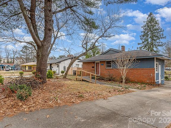 4th image of 5028 Edward St