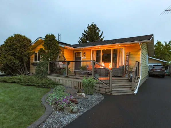 4513 57a Ave, Vegreville, AB T9C 1E4
