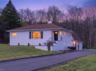 2382 Warren Burton Rd, Southington, OH 44470