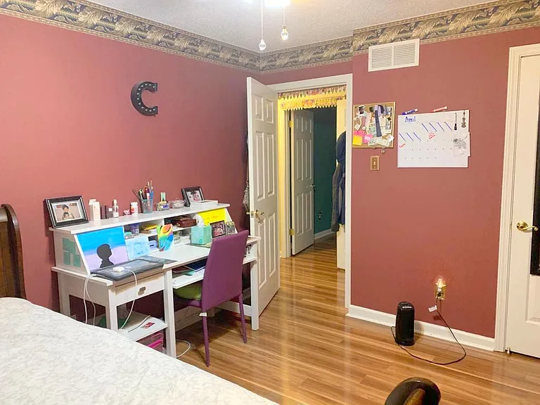 2050 Norcross Dr — Photo 33