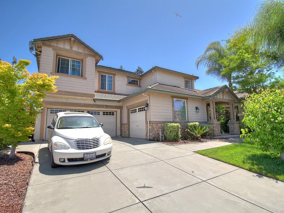 1st image of 10904 Lands End Dr