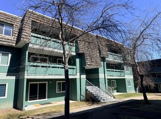 315 N Southampton Dr SW #6310, Calgary, AB T2W2T6