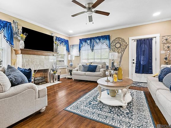 2nd image of 4316 Beech St