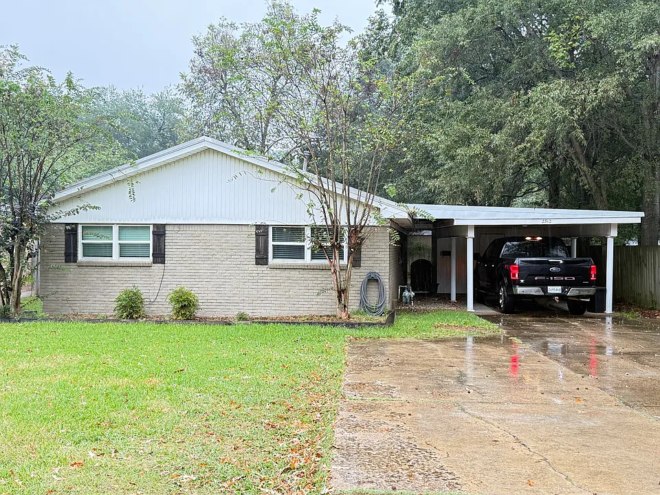 2512 Oliver Rd