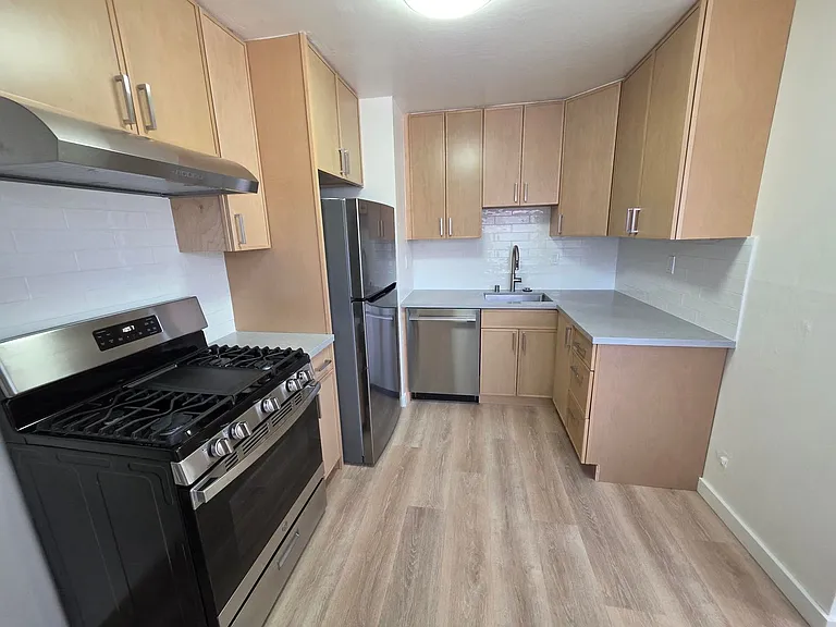 1638 Hearst Ave #1D — Photo 6