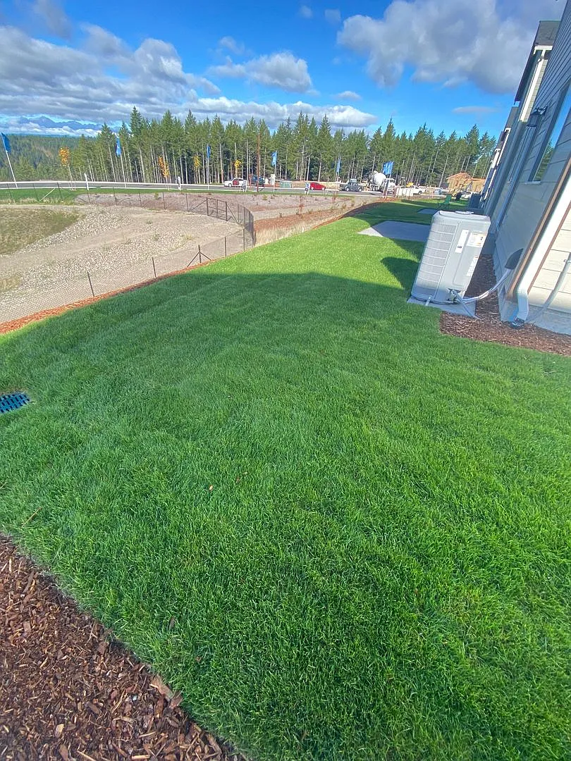 Home with Fantastic Views in Belfair. — Photo 3
