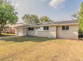 2801 Plaza St, Arlington, TX 76010