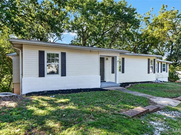 6204 Maxwell Ln, High Ridge, MO 63049