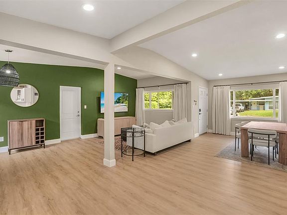 4th image of 2812 DELLWOOD DRIVE