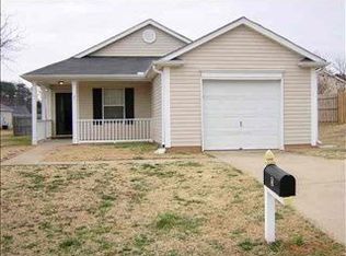 5 Beauregard Ct, Greer, SC 29651