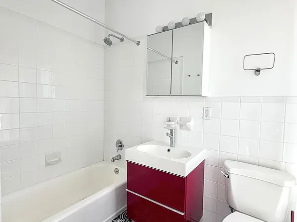 168 West 130th Street image 44 of 62