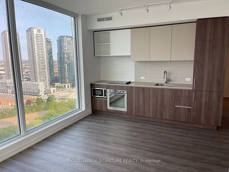 7890 Jane St #2309 — Photo 4