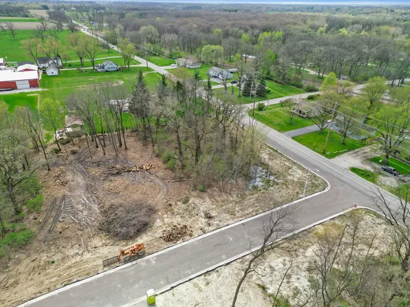 9555 112th Pl, Cedar Lake, IN 46303