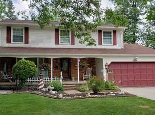 38733 Courtland Dr, Willoughby, OH 44094