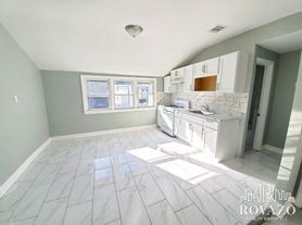 55 Sunnyside Ter