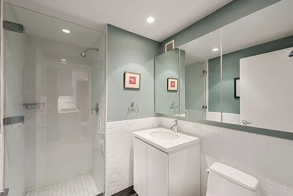 Sold by Nest Seekers International | media 19