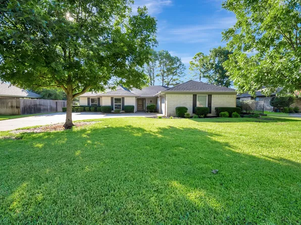 2 Riviera Ct, Trophy Club, TX 76262
