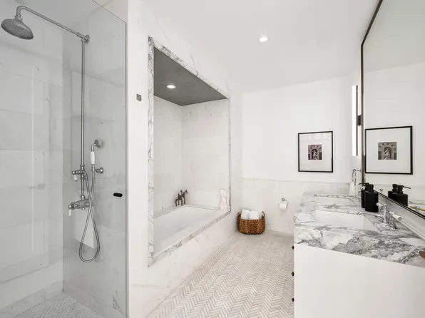 438 East 12th Street image 9 of 21