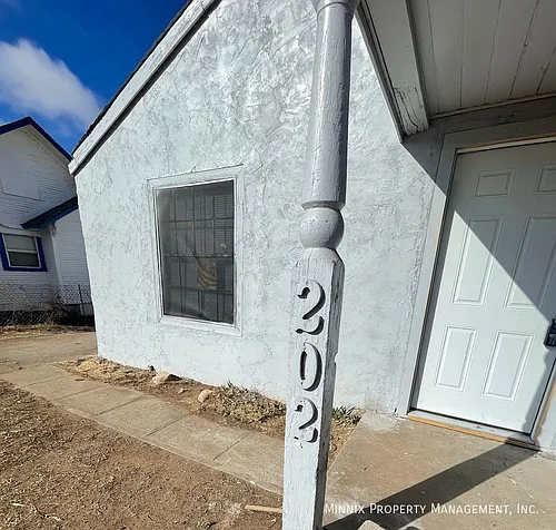 202 S Virginia St Photo 1