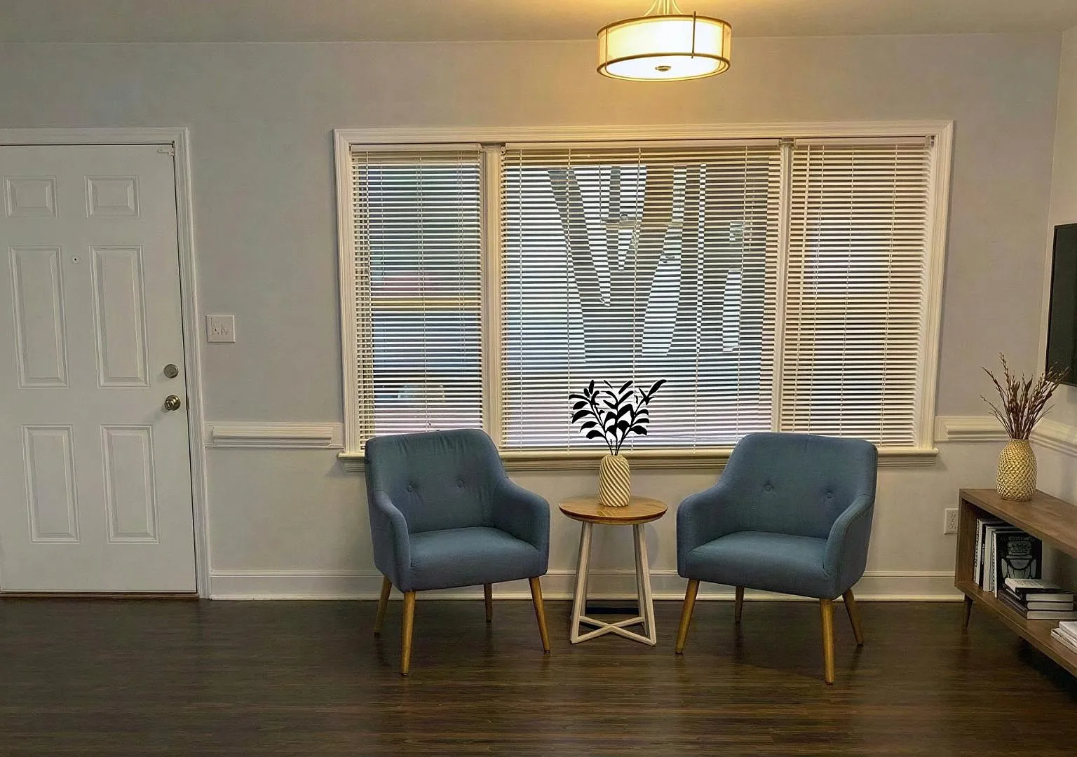 4 bed, 5.0 bath, 3278 sqft, $879 — Photo 4