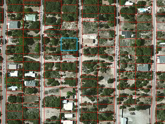5th image of 3313 5th St