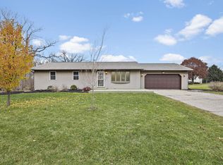 2610 Gladeview Road, Cottage Grove, WI 53527