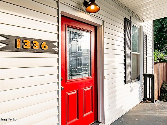 4th image of 1336 Hoertz Ave