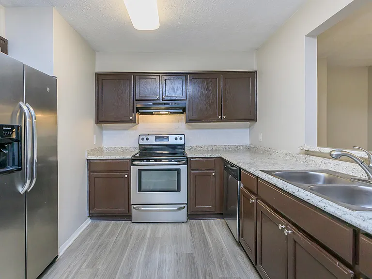 Ashley Oaks Apartments — Photo 49