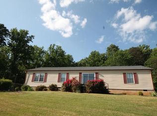 1269 Rainbow Ln, Bedford, VA 24122