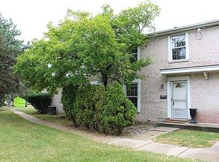 44436 Newburyport Dr, Canton, MI 48187