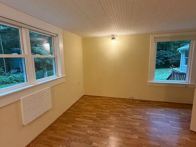 205 Mountain Rd — Photo 19