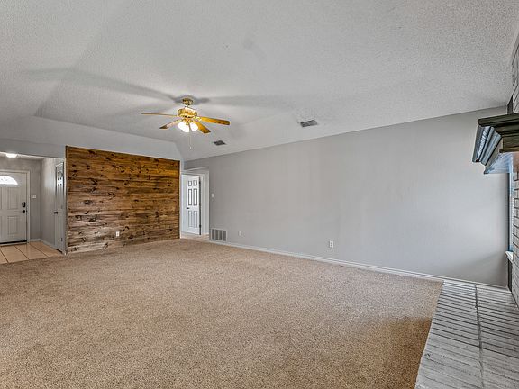 5th image of 124 Ben Hogan Dr