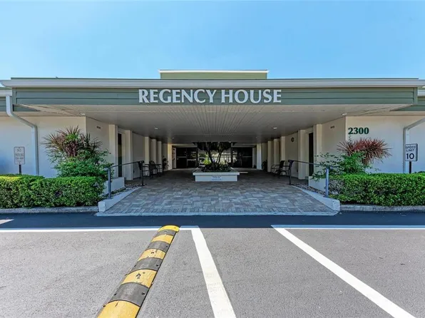 2300 Aaron St APT 204, Port Charlotte, FL 33952