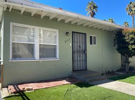 Grand Ave., 2163 Grand