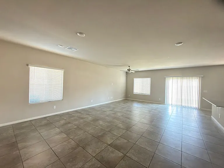 1180 Pitaya Ct — Photo 8