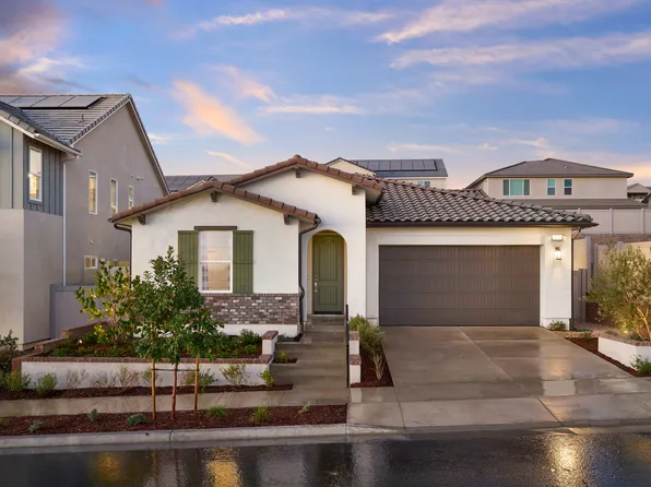 Plan 4 Plan, Luna at Skyline