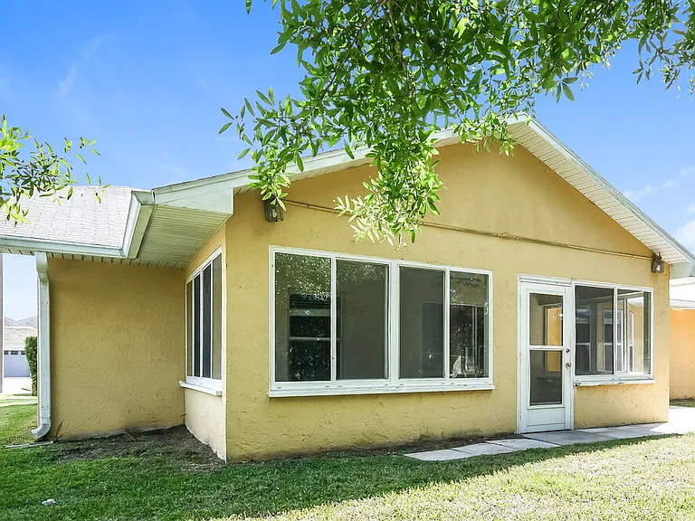 2318 Sweetwater Blvd — Photo 19