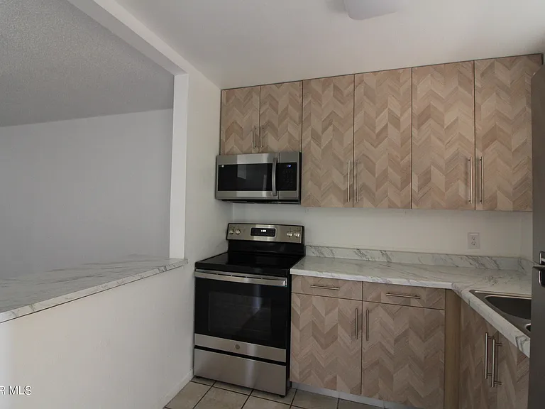 5200 Carousel Dr #1 — Photo 12