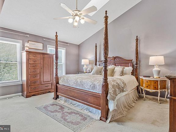 4th image of 6400 Casey Way