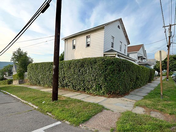 2nd image of 530 S Irving Ave