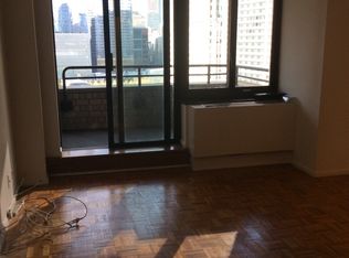 200 Rector Pl APT 20A, New York, NY 10280